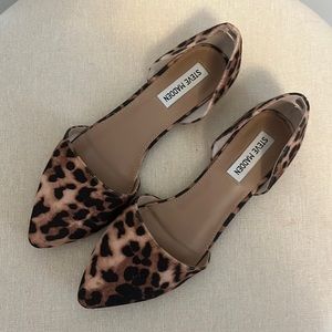 Steve Madden Leopard flats - Size 8